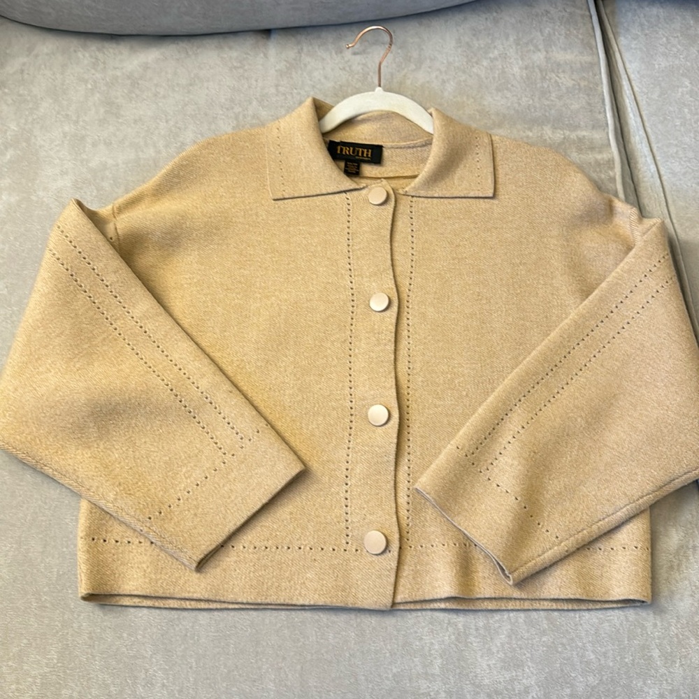Cream Cardigan Beautiful Buttons